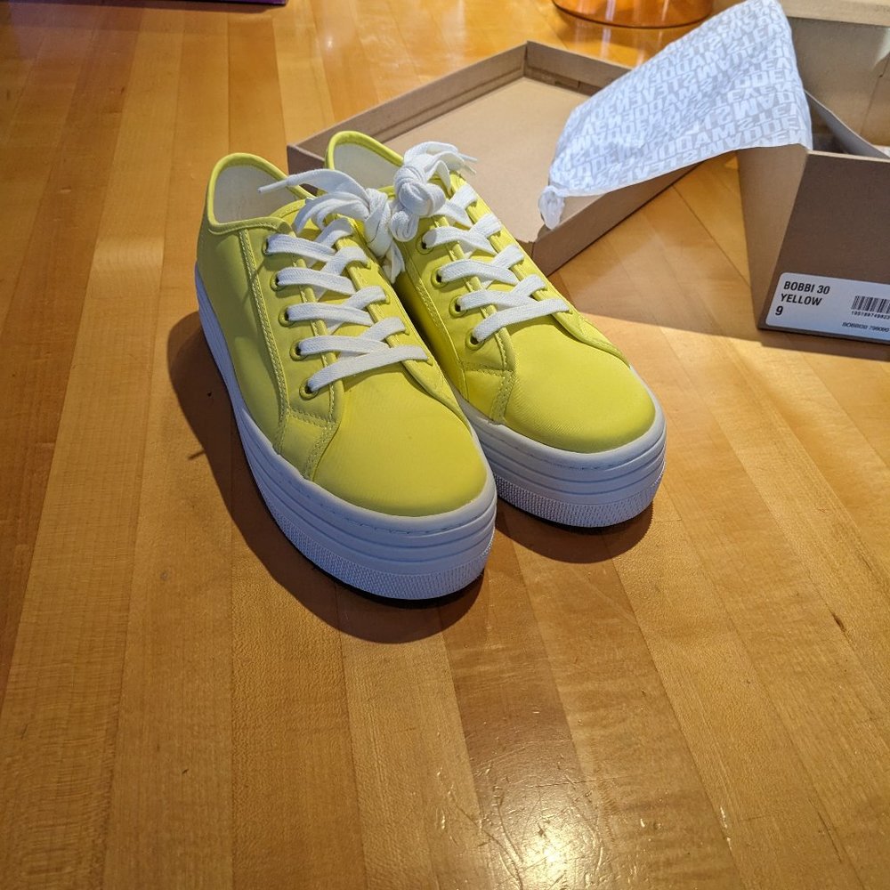 Steve Madden shoes, size 9, brand new in a box